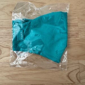 Tieks Teal Face Mask